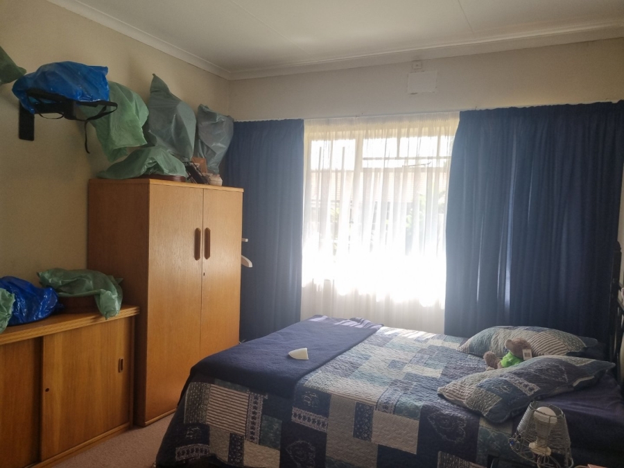 4 Bedroom Property for Sale in Vaalpark Free State